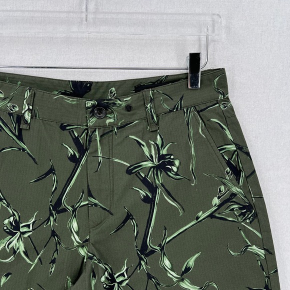 RAG AND BONE Perry Shorts Mens 30 Army Floral Print Green Casual Hawaiian NEW - Picture 7 of 16